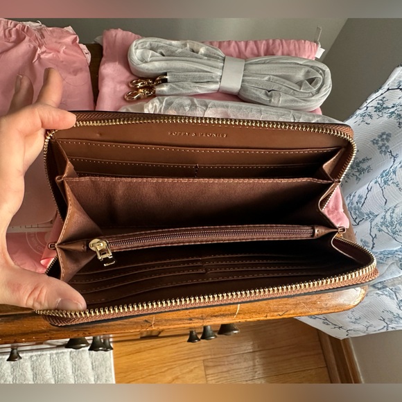 Poppy & Peonies Chestnut Essential Wallet - Picture 3 of 8